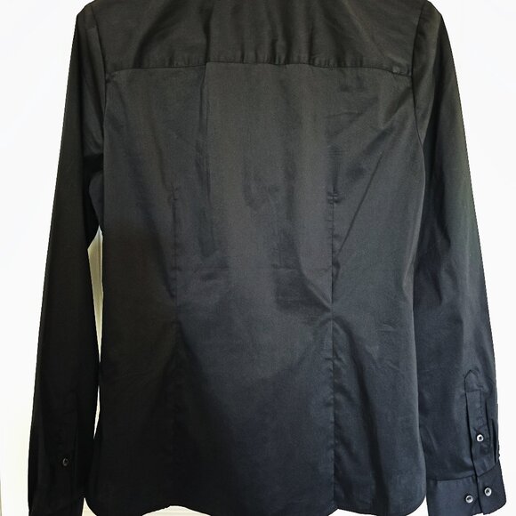 H&M Women's Button Down Collared V-neck Long Sleeve Black Dress Shirt - Picture 2 of 3